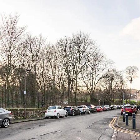 Holyrood Park: Lush & Arty 2 Double Bed Flat Appartement EDI Buitenkant foto