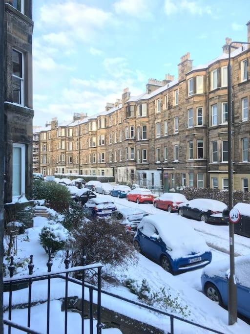 Holyrood Park: Lush & Arty 2 Double Bed Flat Appartement EDI Buitenkant foto