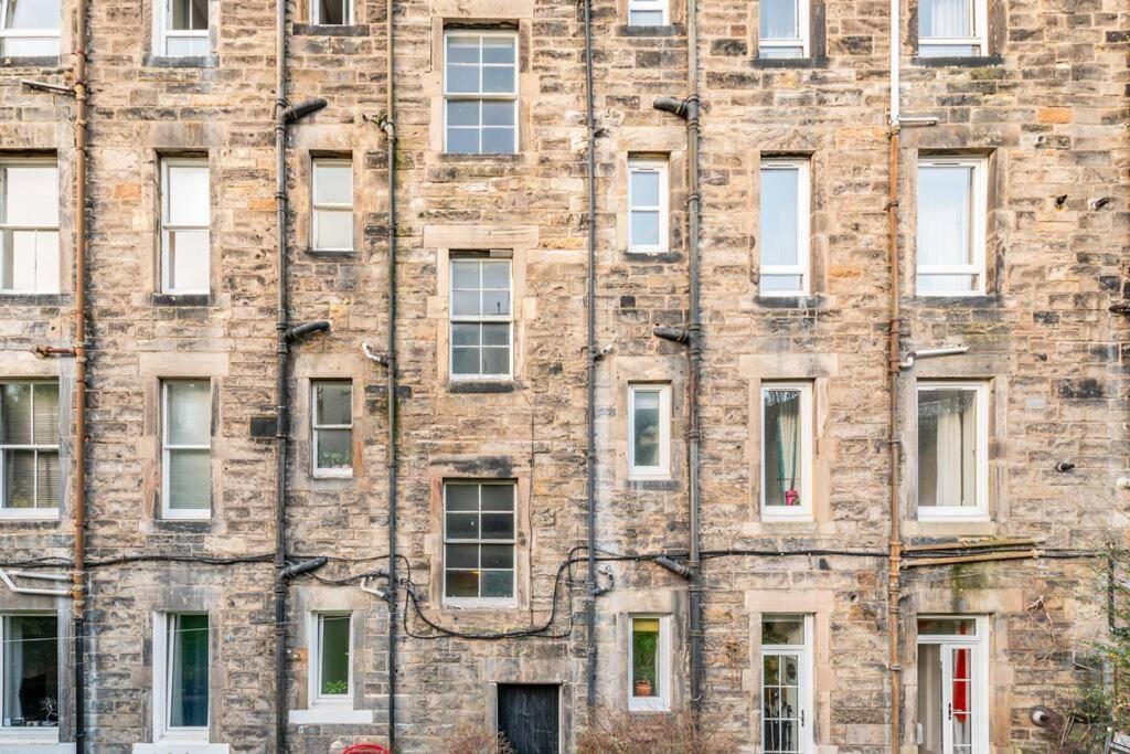 Holyrood Park: Lush & Arty 2 Double Bed Flat Appartement EDI Buitenkant foto