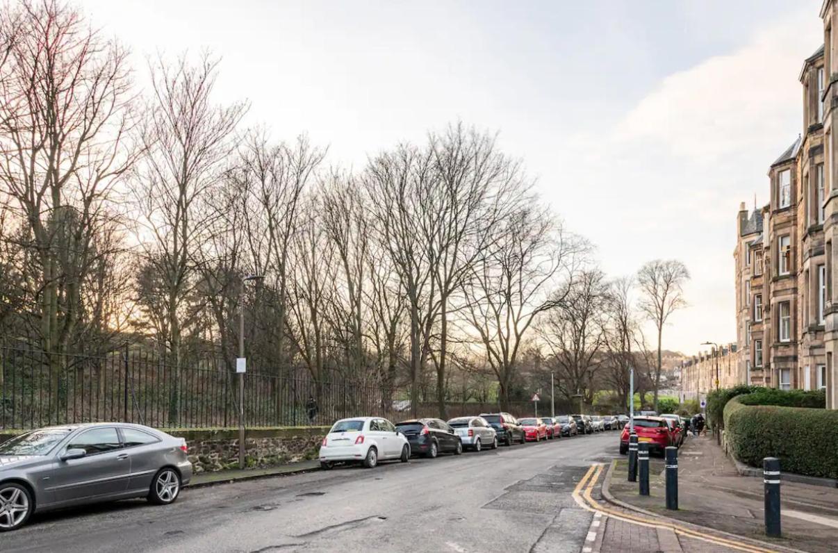 Holyrood Park: Lush & Arty 2 Double Bed Flat Appartement EDI Buitenkant foto